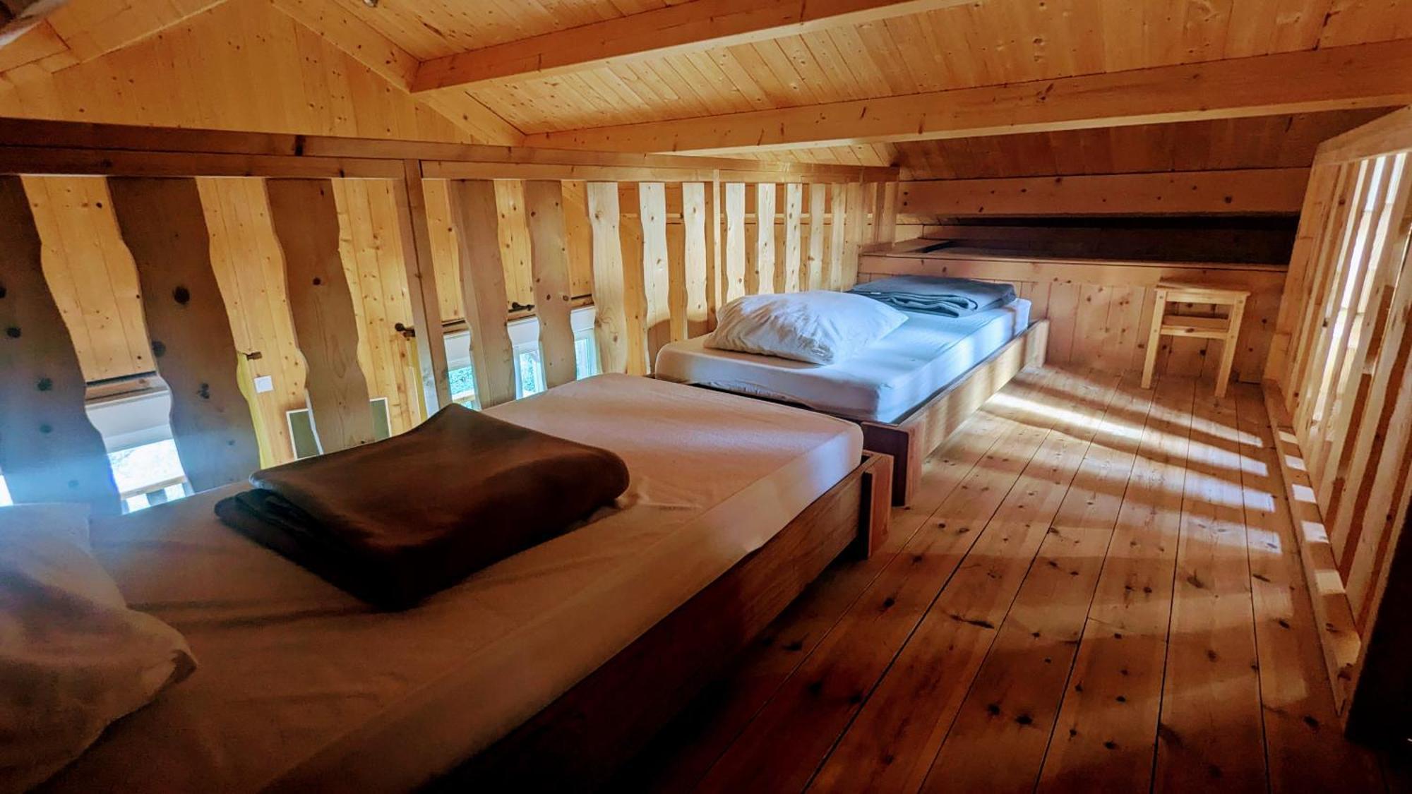 Cabanes Et Lodges Du Belvedere Serrieres-sur-Ain Екстер'єр фото