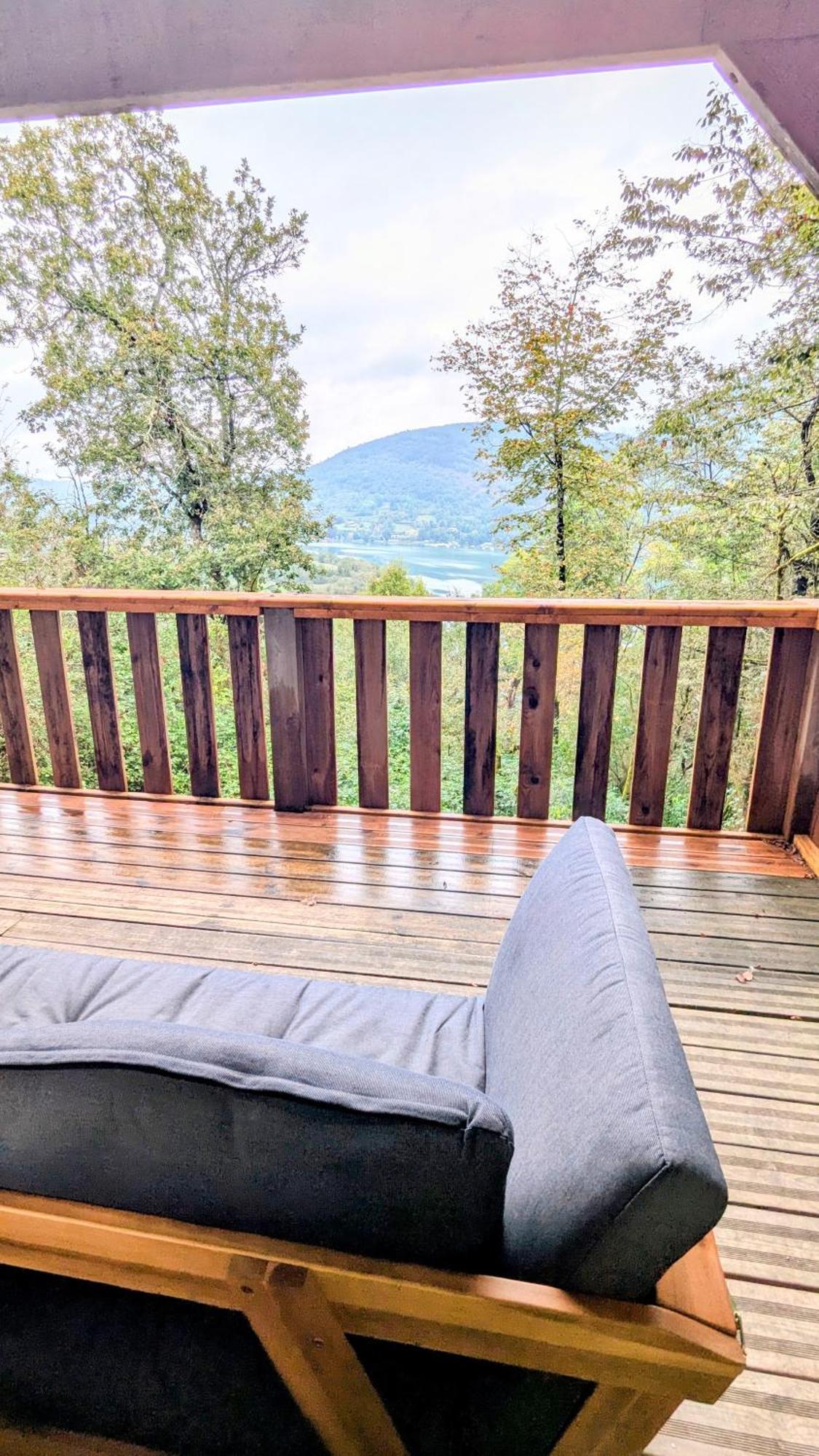 Cabanes Et Lodges Du Belvedere Serrieres-sur-Ain Екстер'єр фото