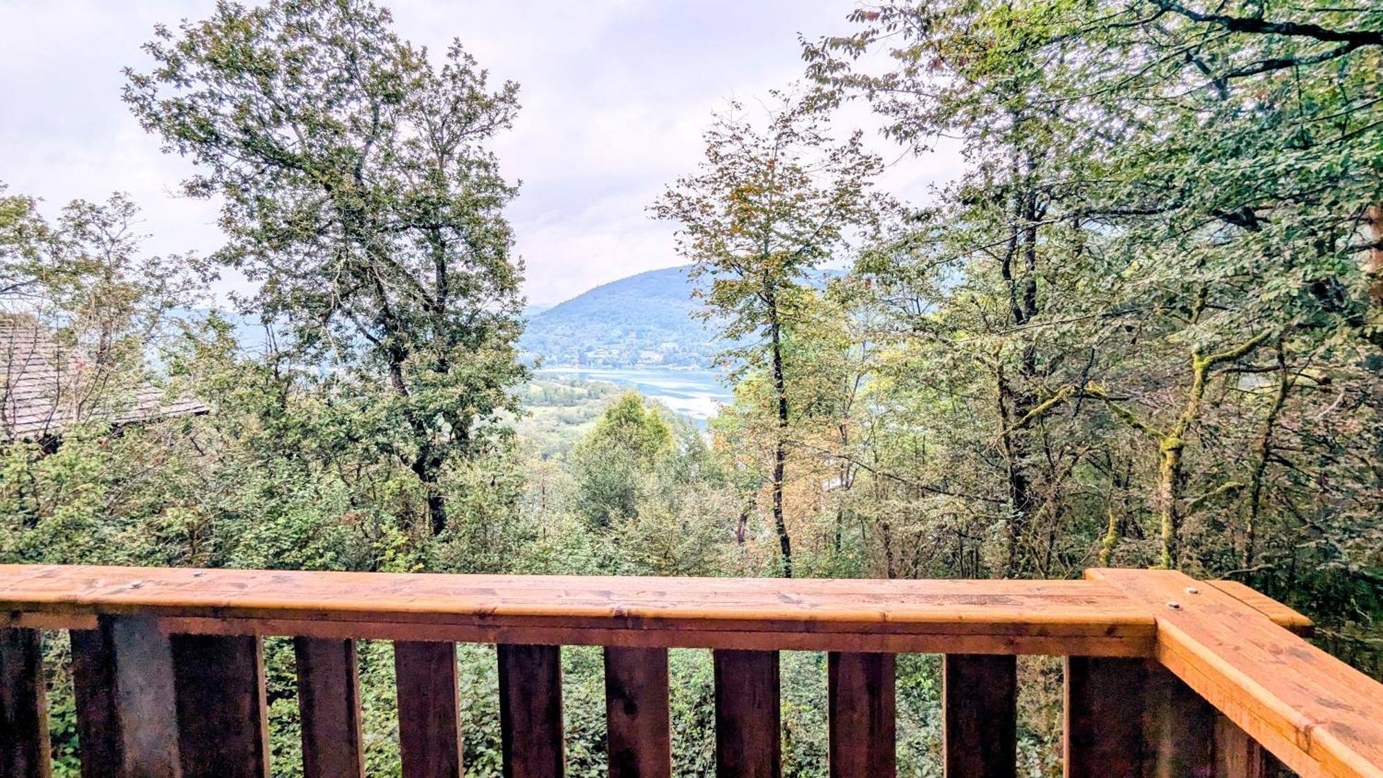 Cabanes Et Lodges Du Belvedere Serrieres-sur-Ain Екстер'єр фото