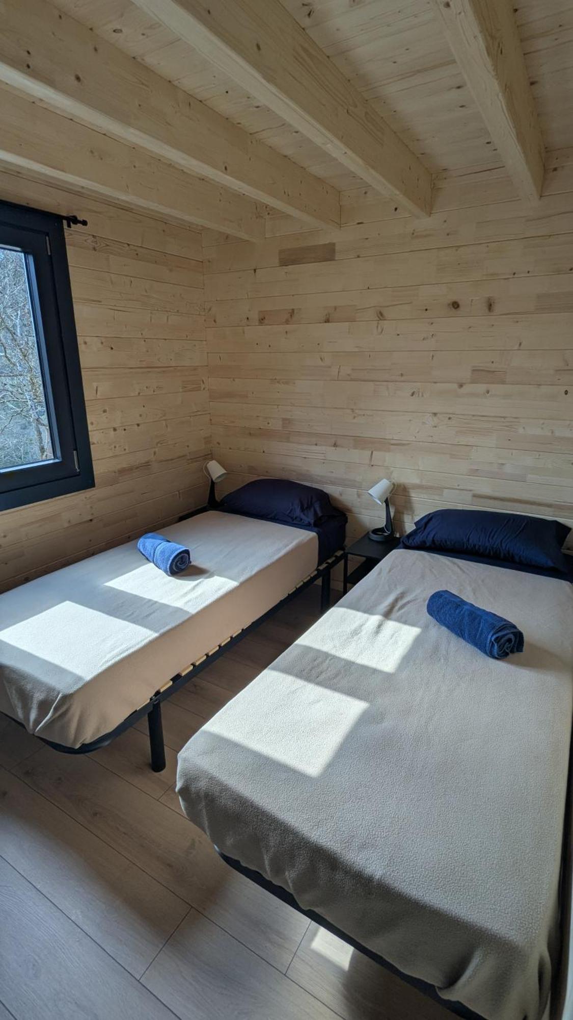 Cabanes Et Lodges Du Belvedere Serrieres-sur-Ain Екстер'єр фото